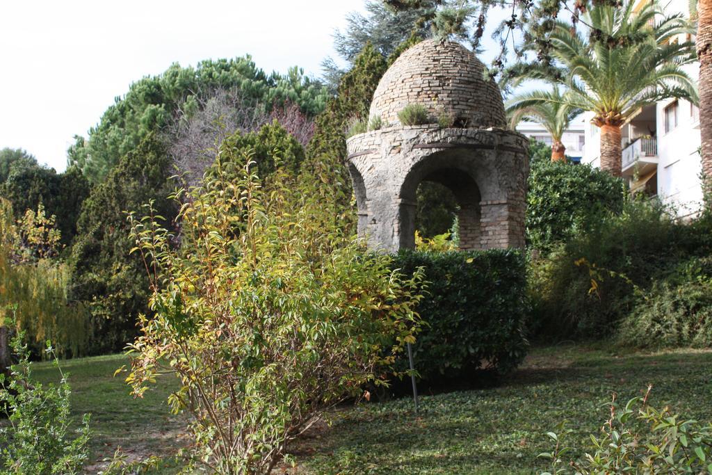Ferienwohnung Le Baie Des Anges Nizza Exterior foto